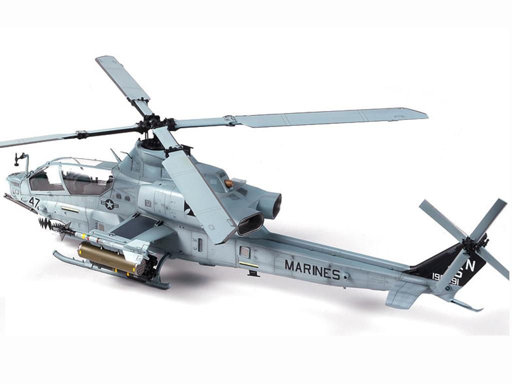 USMC AH-1Z  (Vista 4)