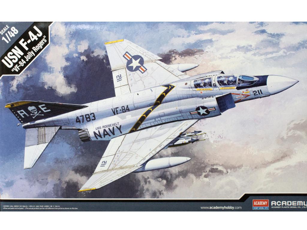 F-4J Phantom II VF-84 Jolly Roger (Vista 1)