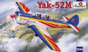 Yak 52 M  (Vista 1)