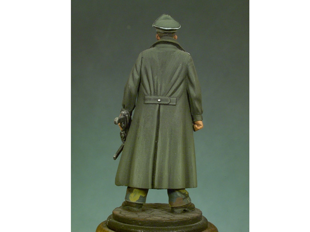 Oficial de las Waffen SS 1943  (Vista 2)