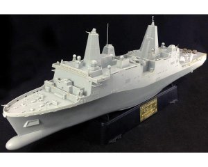 LPD-22 USS San Diego  (Vista 2)