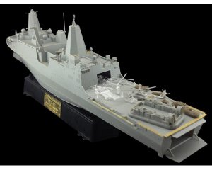 LPD-22 USS San Diego  (Vista 4)