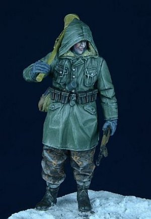 SS Grenadier in Anorak  (Vista 3)