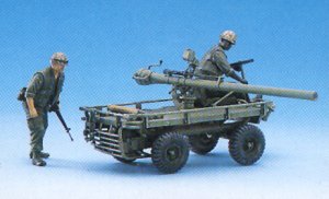 M247 Mule w/106mm R.R. & Crew  (Vista 3)