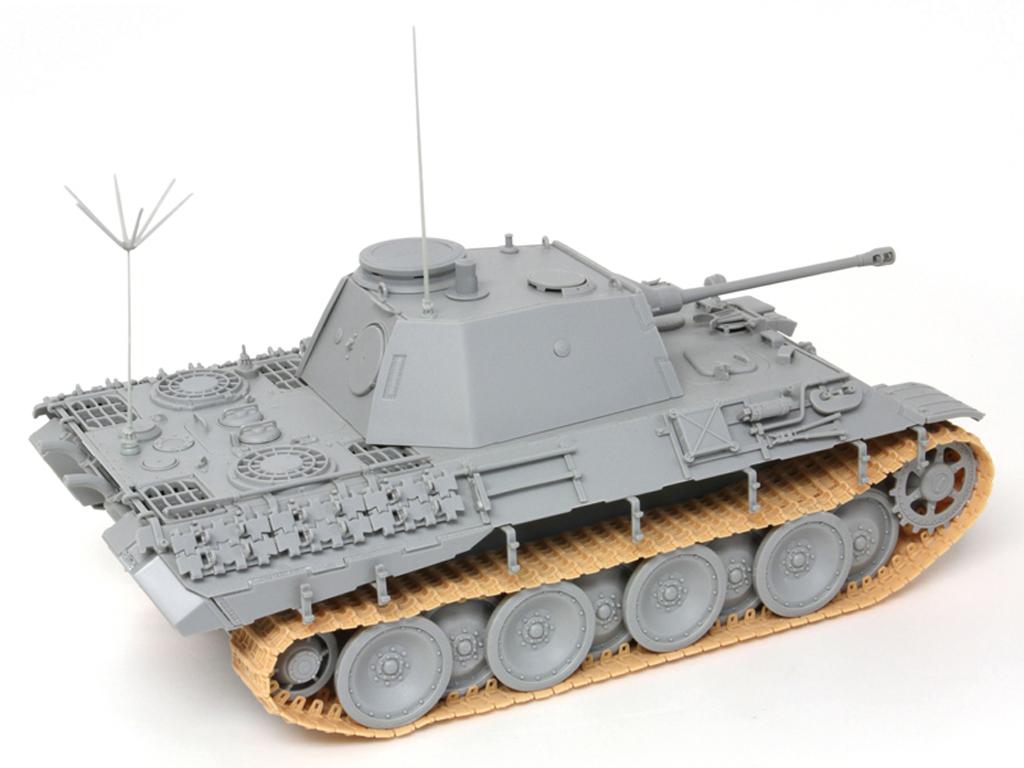 Pz.Beob.Wg.V Panther mit 5cm Kw.K.39/1 (Vista 6)