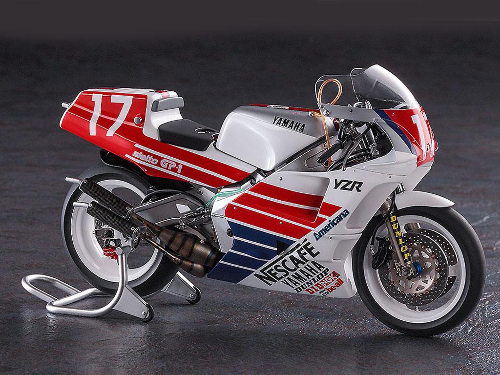 Yamaha YZR500  (Vista 3)