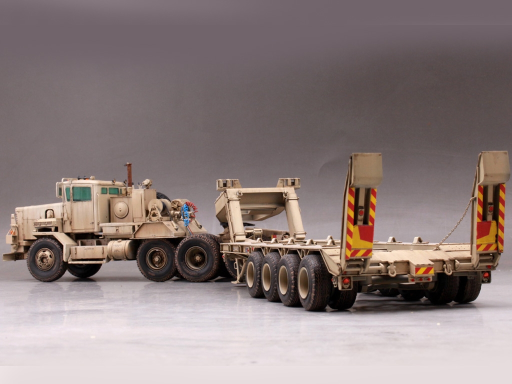 M911 C-HET w/m747 Heavy Equipment Semi-T  (Vista 4)