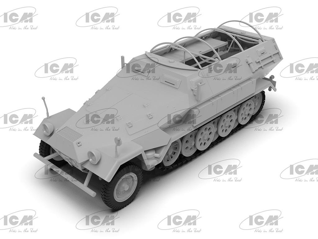 Sd.Kfz.251/8 Ausf.A ‘Krankenpanzerwagen’ (Vista 2)