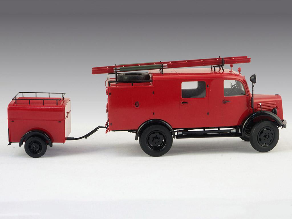L1500S LF 8, German Light Fire Truck (Vista 5)