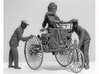 Benz Patent-Motorwagen 1886 with Mrs. Benz & Sons  (Vista 9)