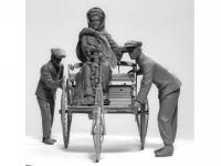 Benz Patent-Motorwagen 1886 with Mrs. Benz & Sons  (Vista 12)
