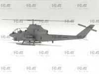 AH-1G Cobra (early production), US Attack Helicopter  (Vista 15)