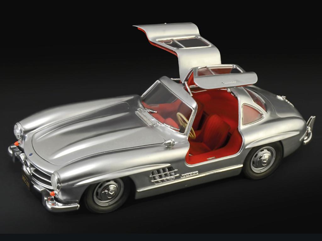 Mercedes-Benz 300SL Gullwing (Vista 3)