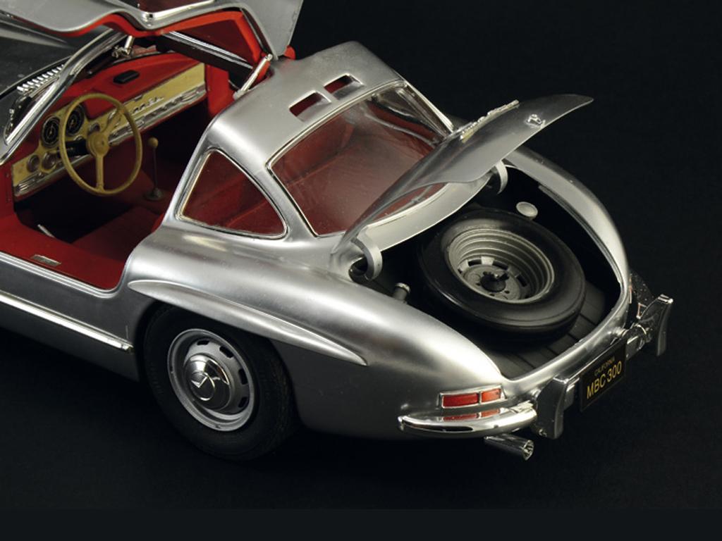 Mercedes-Benz 300SL Gullwing (Vista 5)