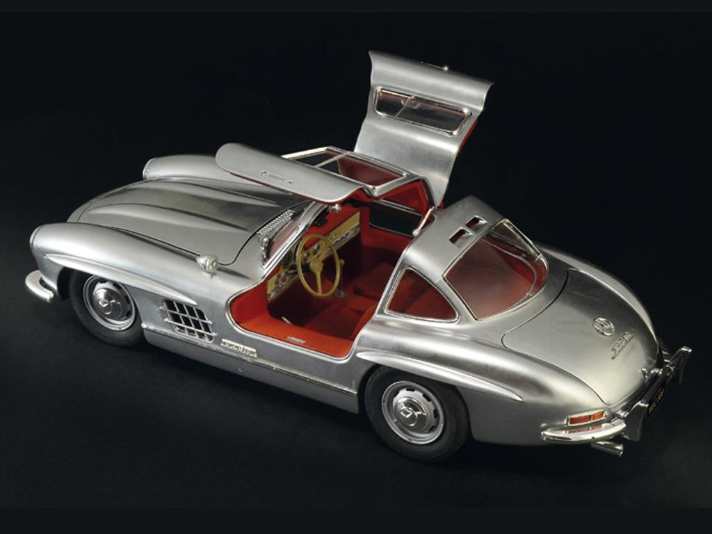 Mercedes-Benz 300SL Gullwing (Vista 7)