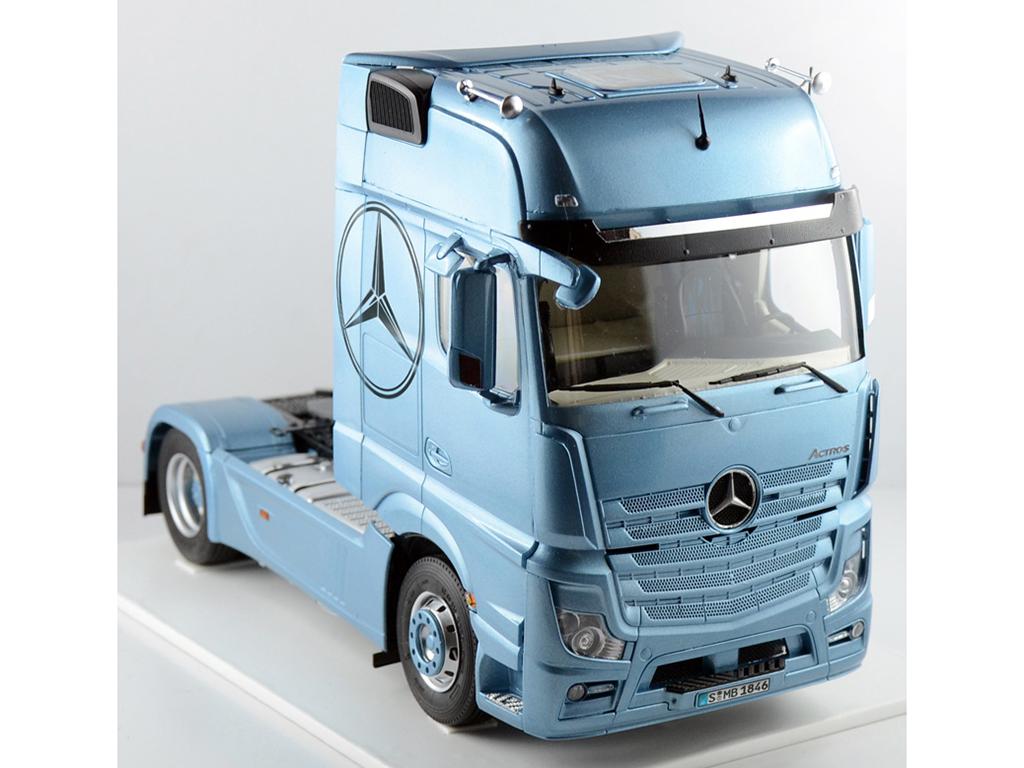 Mercedes Benz Actros MP4 Gigaspace (Vista 7)