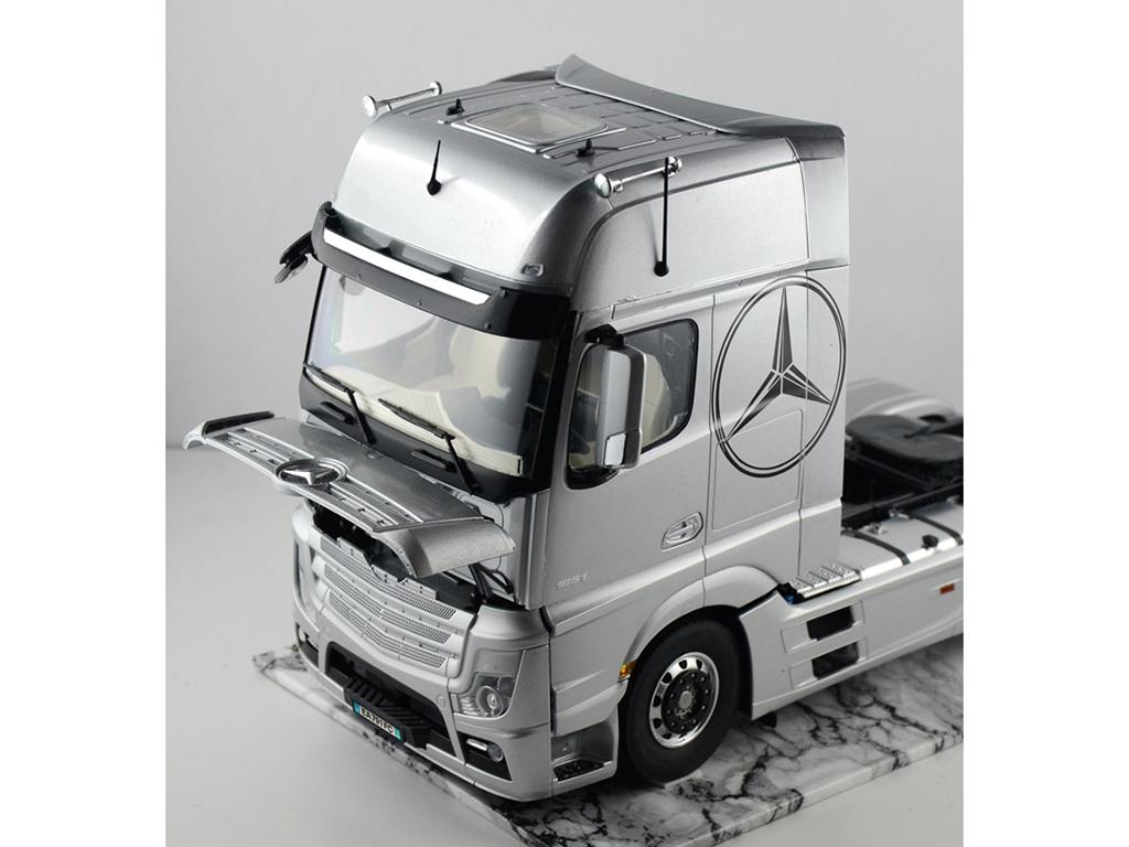 Mercedes Benz Actros MP4 Gigaspace (Vista 8)