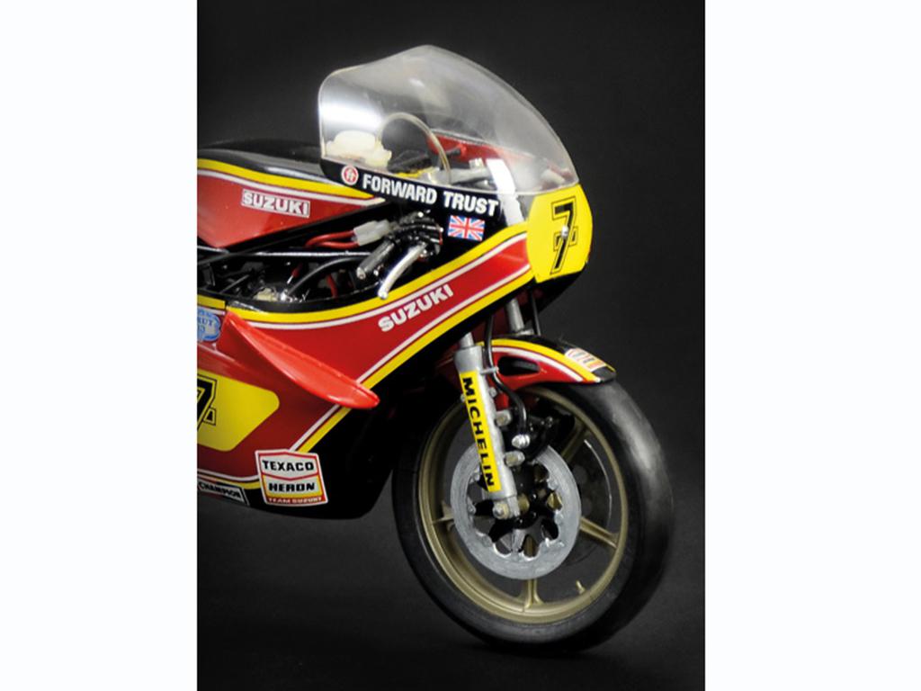 Suzuki RG 500 XR27 (Vista 4)