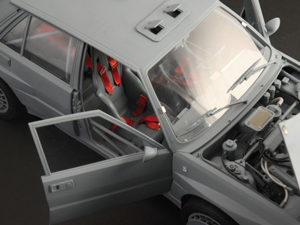 Lancia Delta HF Integrale 16V (Vista 21)