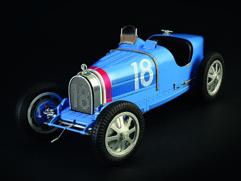 Bugatti Type 35B (Vista 4)
