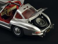 Mercedes-Benz 300SL Gullwing (Vista 14)