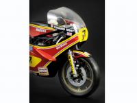 Suzuki RG 500 XR27 (Vista 8)