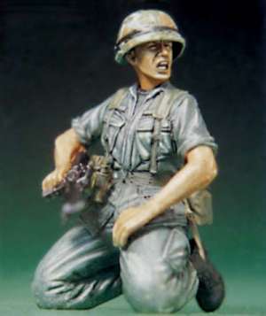 US Soldier at Vietnam War-Shouting  (Vista 1)