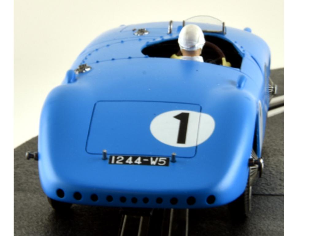 Bugatti 57C - n.1 Winner Le Mans 1939 (Vista 7)