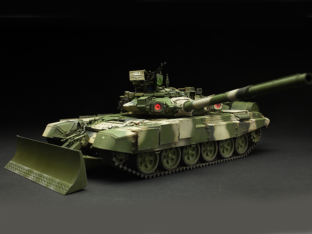 Russian Main Battle Tank T-90 w/TBS-86 T  (Vista 2)