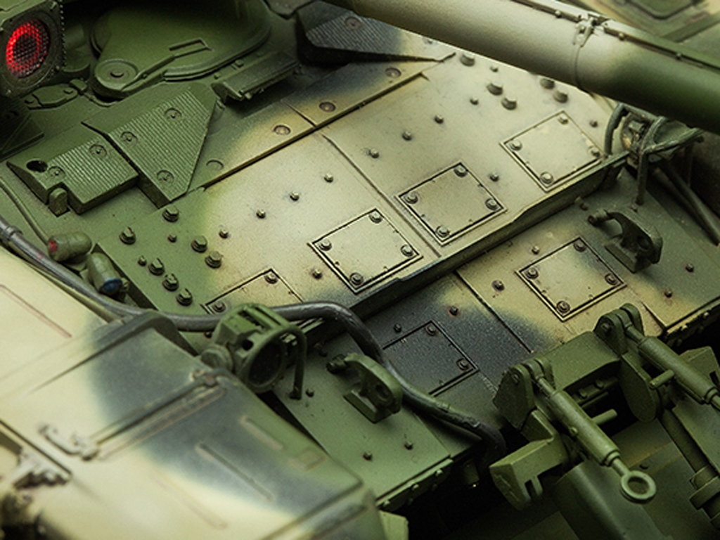 Russian Main Battle Tank T-90 w/TBS-86 T  (Vista 7)