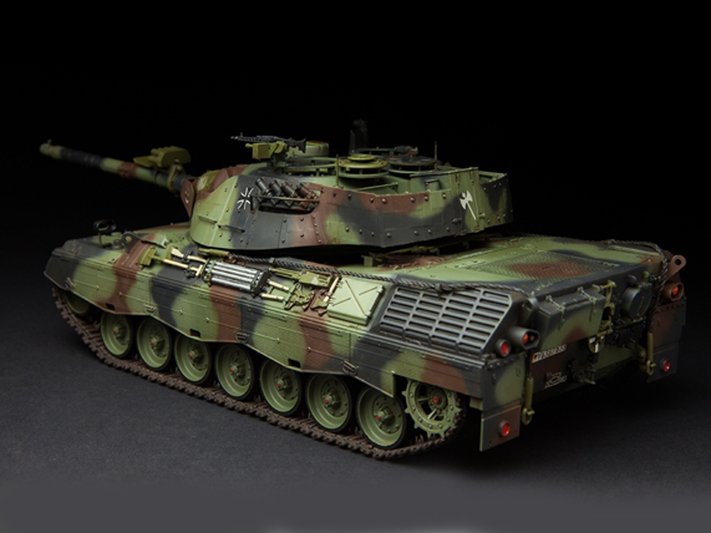 German Main Battle Tank Leopard 1 A5  (Vista 3)