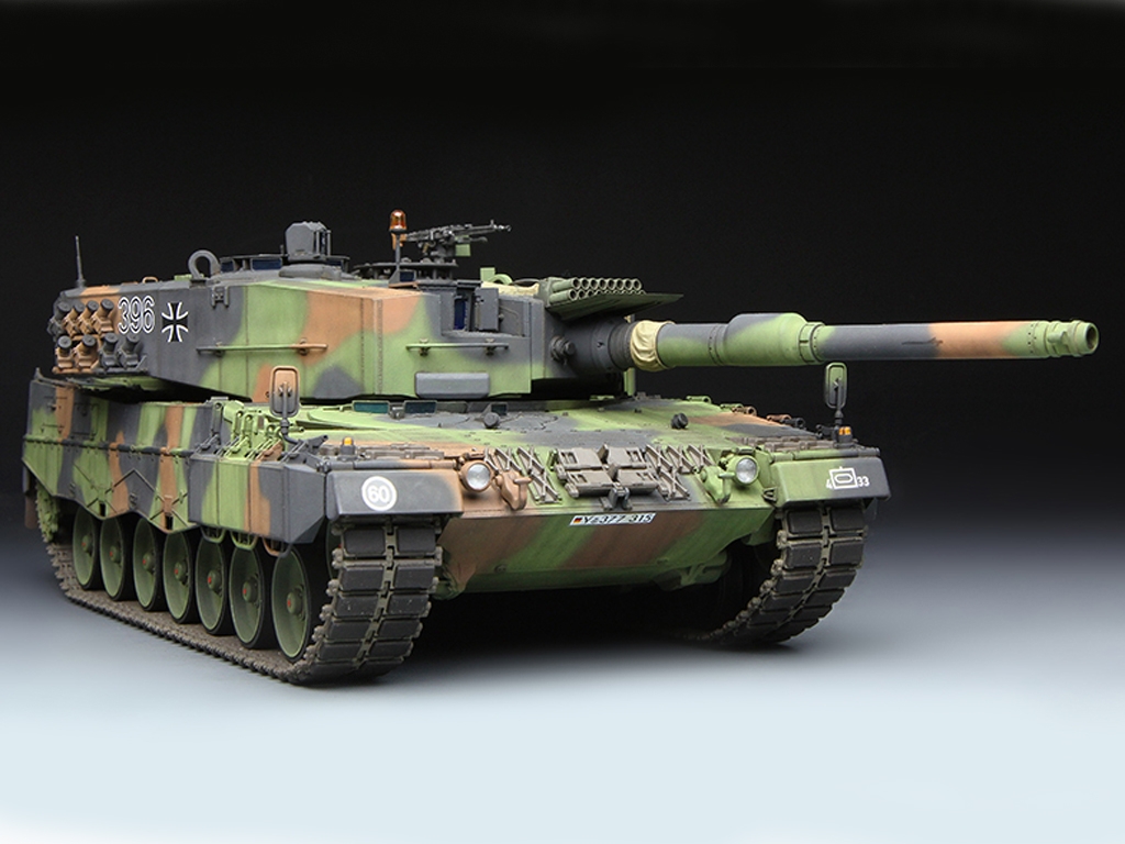 German Main Battle Tank Leopard 2 A4  (Vista 2)
