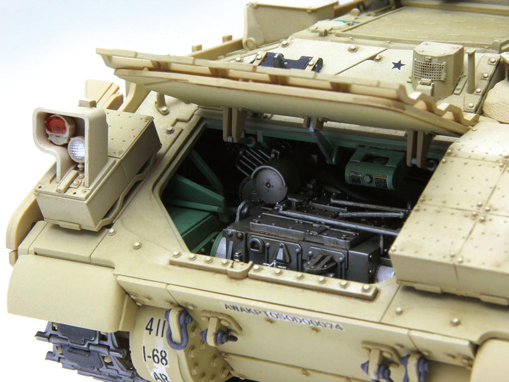 U.S.Infantry Fighting Vehicle M2A3 Bradl (Vista 7)