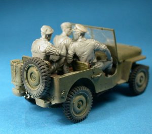 British Jeep crew WWII  (Vista 4)