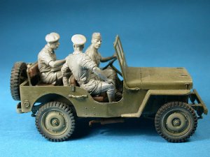 British Jeep crew WWII  (Vista 5)