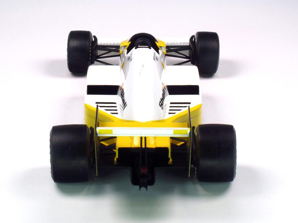 McLaren MP4/2C 1986 Portuguese GP (Vista 4)