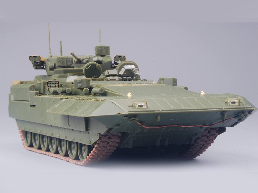 T-15 Armata Tank (Vista 3)
