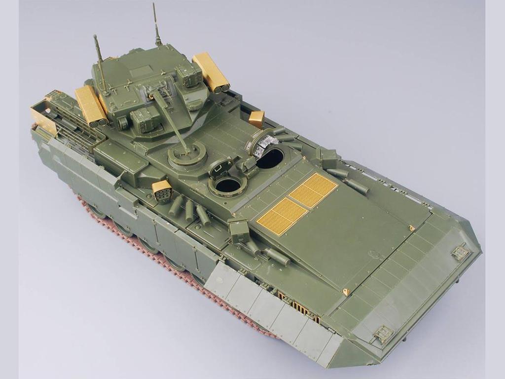 T-15 Armata Tank (Vista 4)