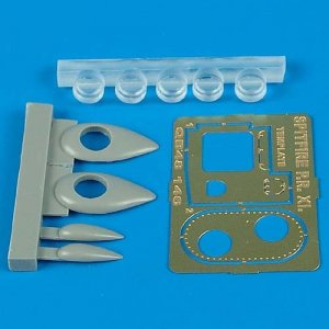Spitfire PR XI cameras - HASEGAWA  (Vista 1)