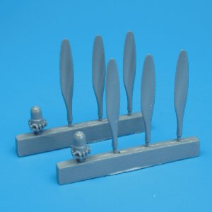 B-25 Mitchell Propellers  (Vista 1)
