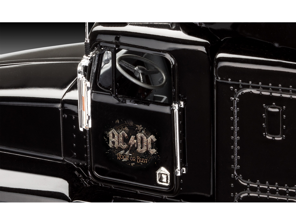 AC/DC Tour Truck  (Vista 5)
