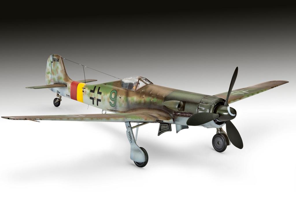 Focke Wulf Ta 152 H (Vista 2)