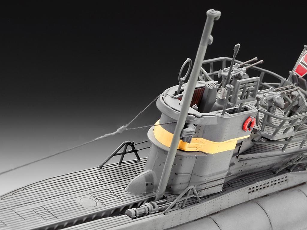 German Submarine TYPE VII C/41  (Vista 6)