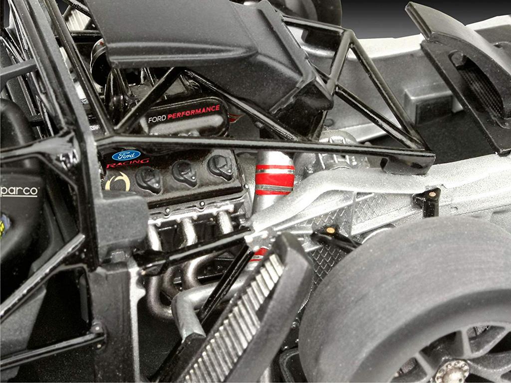 Ford GT Le Mans 2016 (Vista 5)