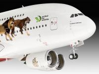 Airbus A380-800 Emirates 