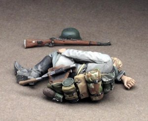 German Infantryman at rest,1939-44  (Vista 2)