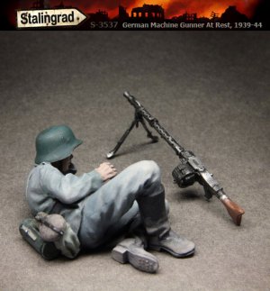 German Infantryman at rest  (Vista 2)