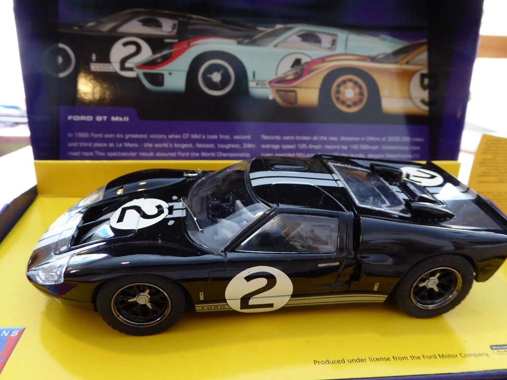 Ford GT-40 MK-II  (Vista 2)