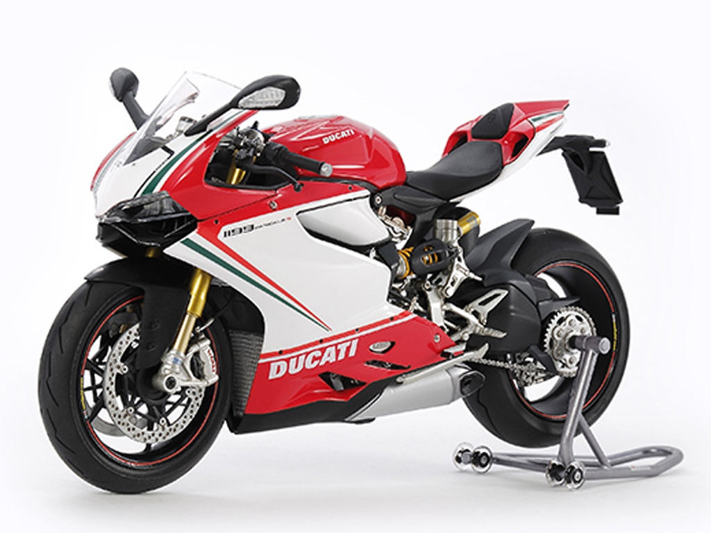 Ducati 1199 Panigale S  (Vista 2)