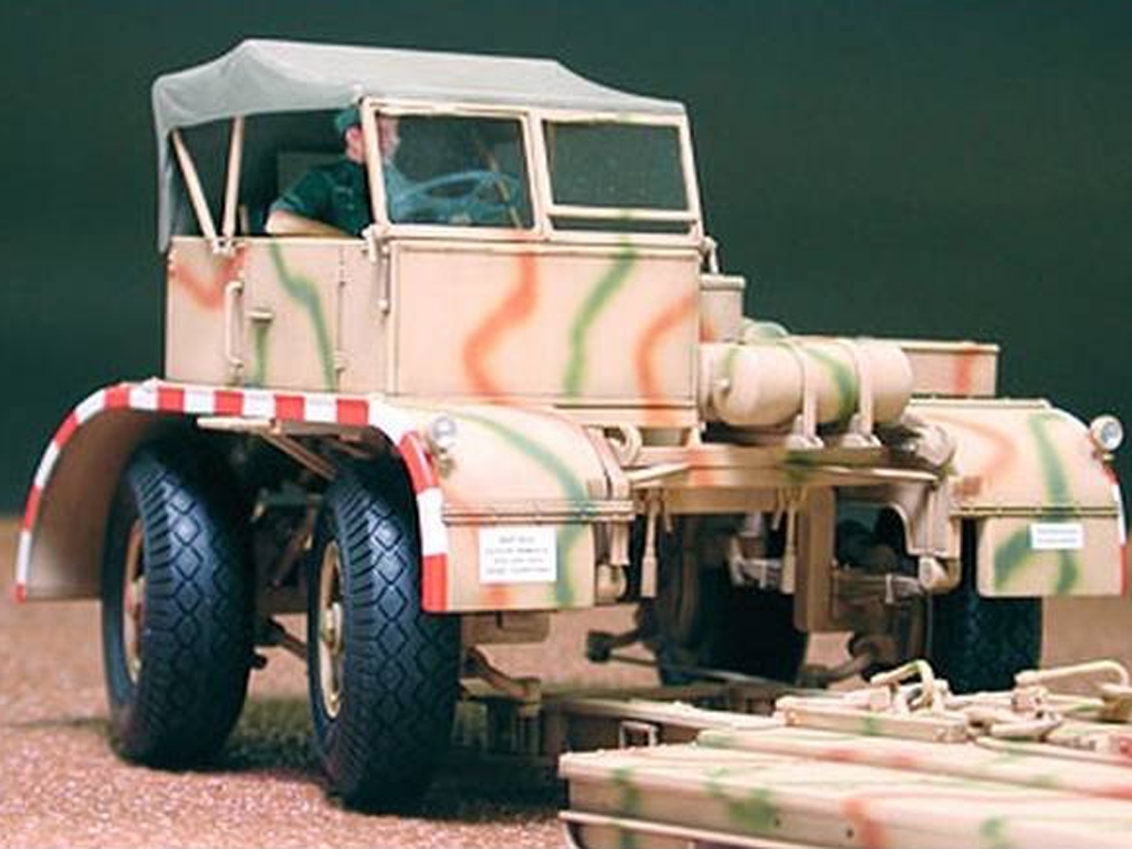 German 18t Half-Track Famo w Trailer  (Vista 7)